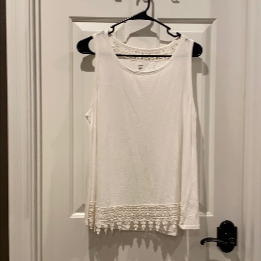 Crown&Ivy top